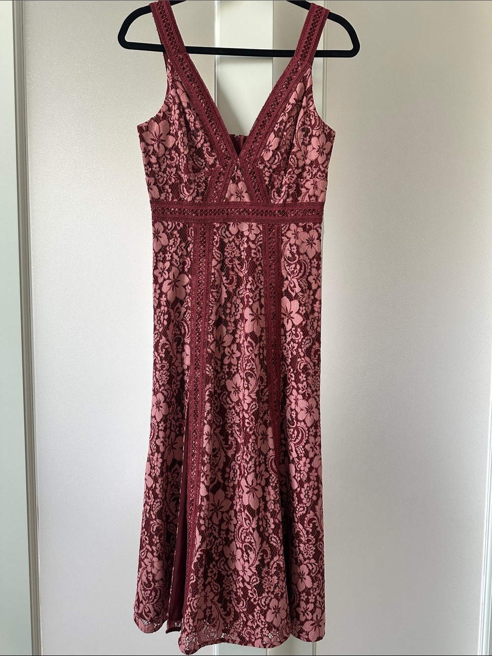 KEEPSAKE the Label Rose and Wine Lace V-Neck Midi Dress